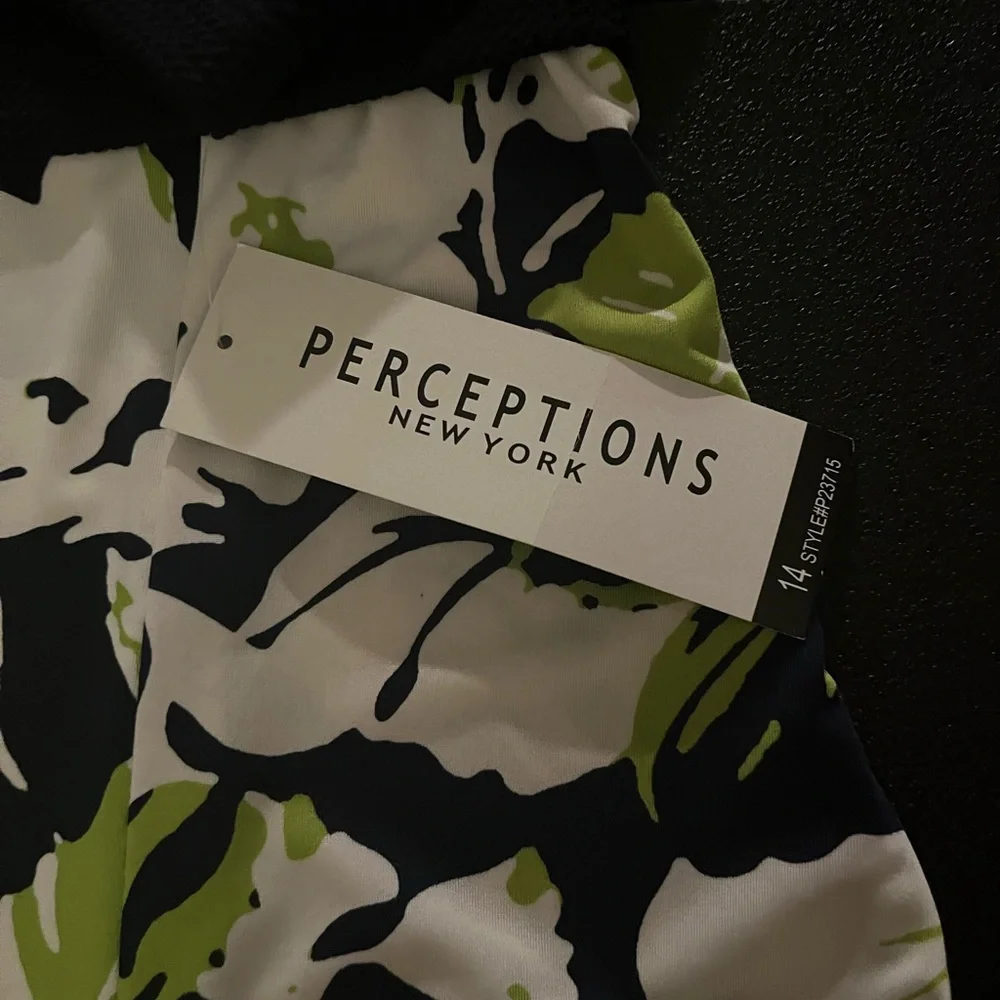 2 PIECE DRESS. - Picture 7 of 9